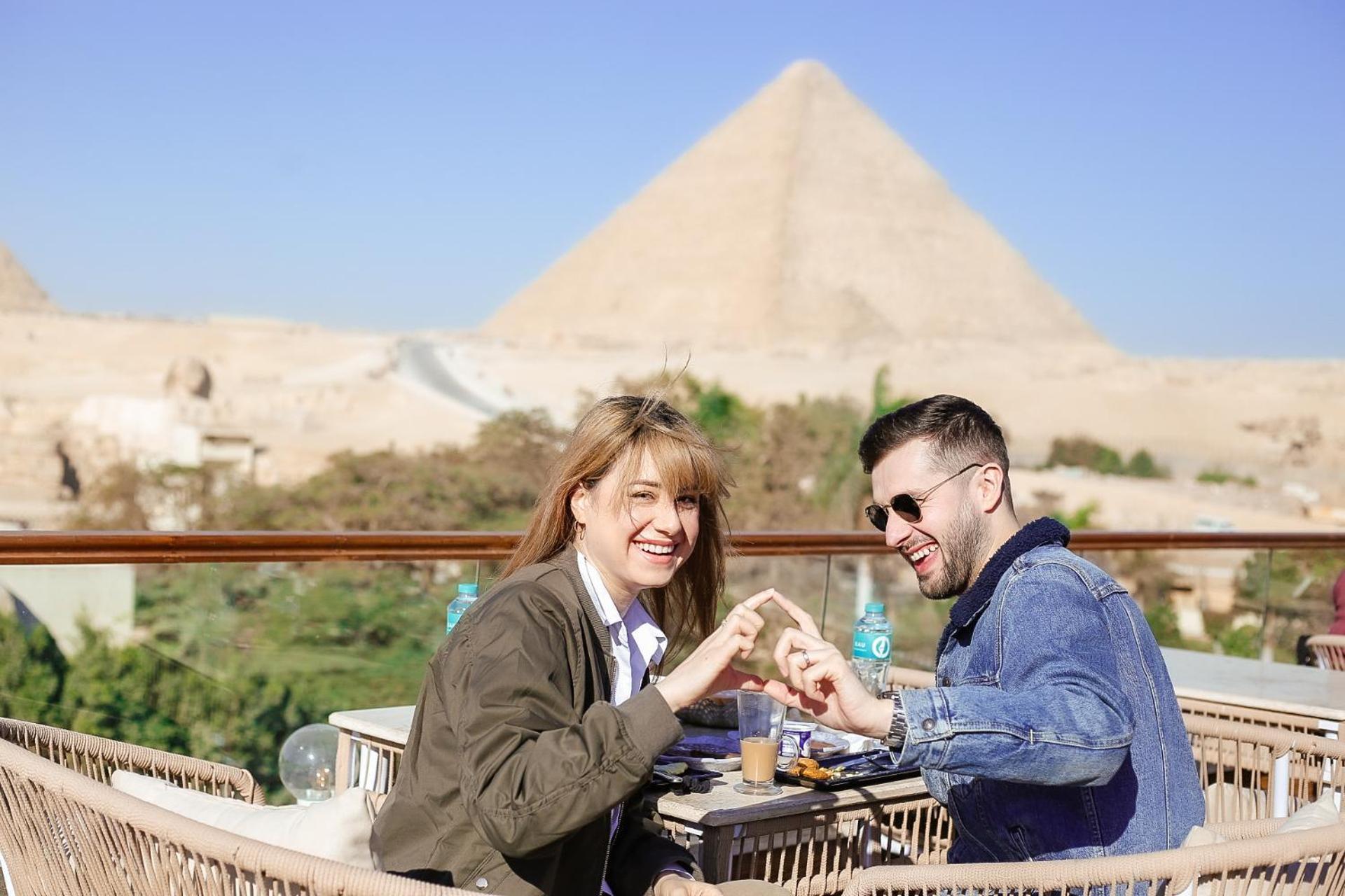 Tree Lounge Pyramids View Inn , Sphinx Giza Kafret el-Gabal 外观 照片