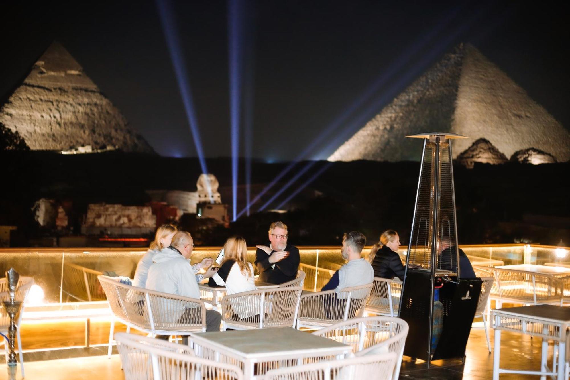 Tree Lounge Pyramids View Inn , Sphinx Giza Kafret el-Gabal 外观 照片
