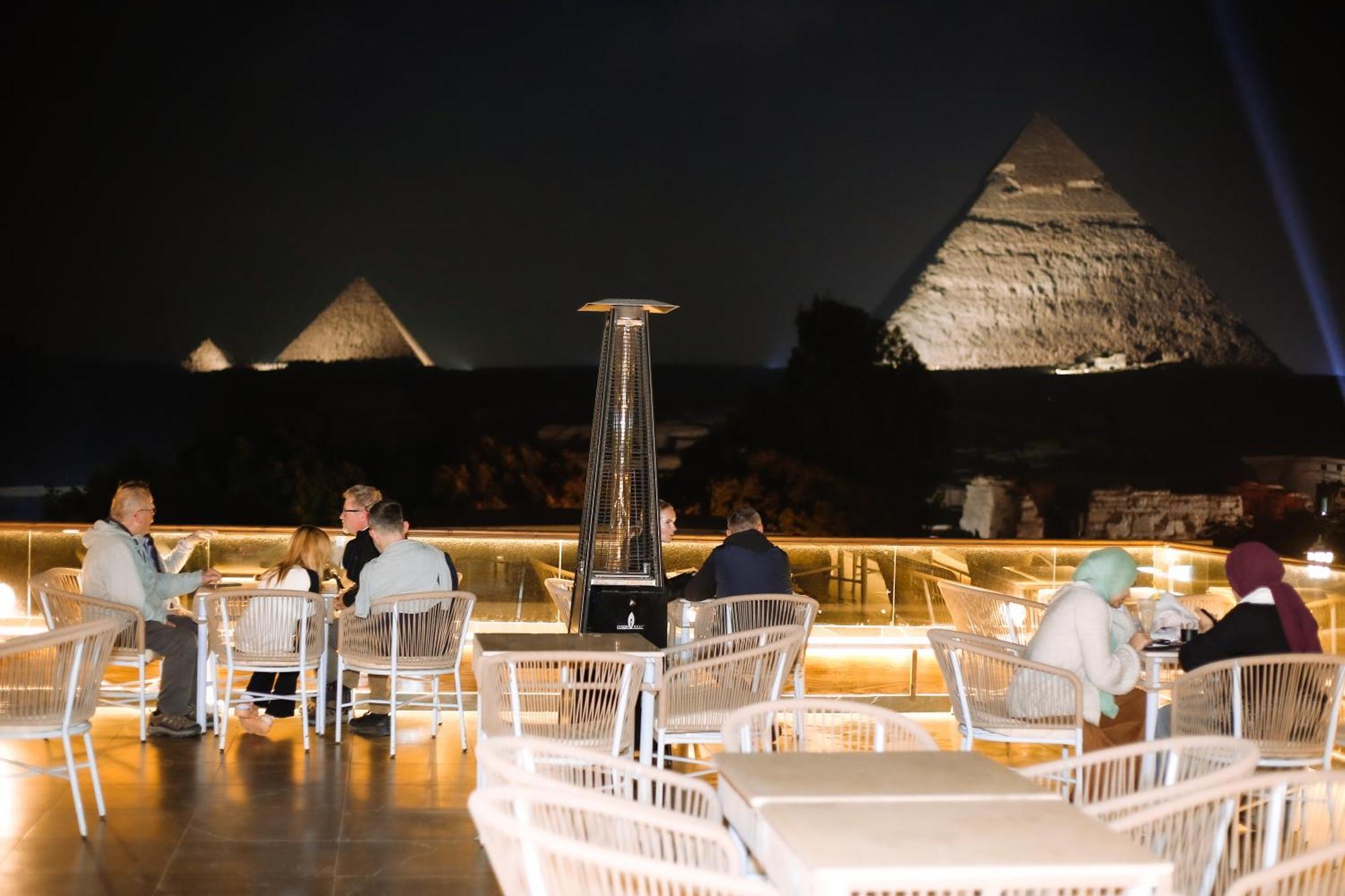 Tree Lounge Pyramids View Inn , Sphinx Giza Kafret el-Gabal 外观 照片
