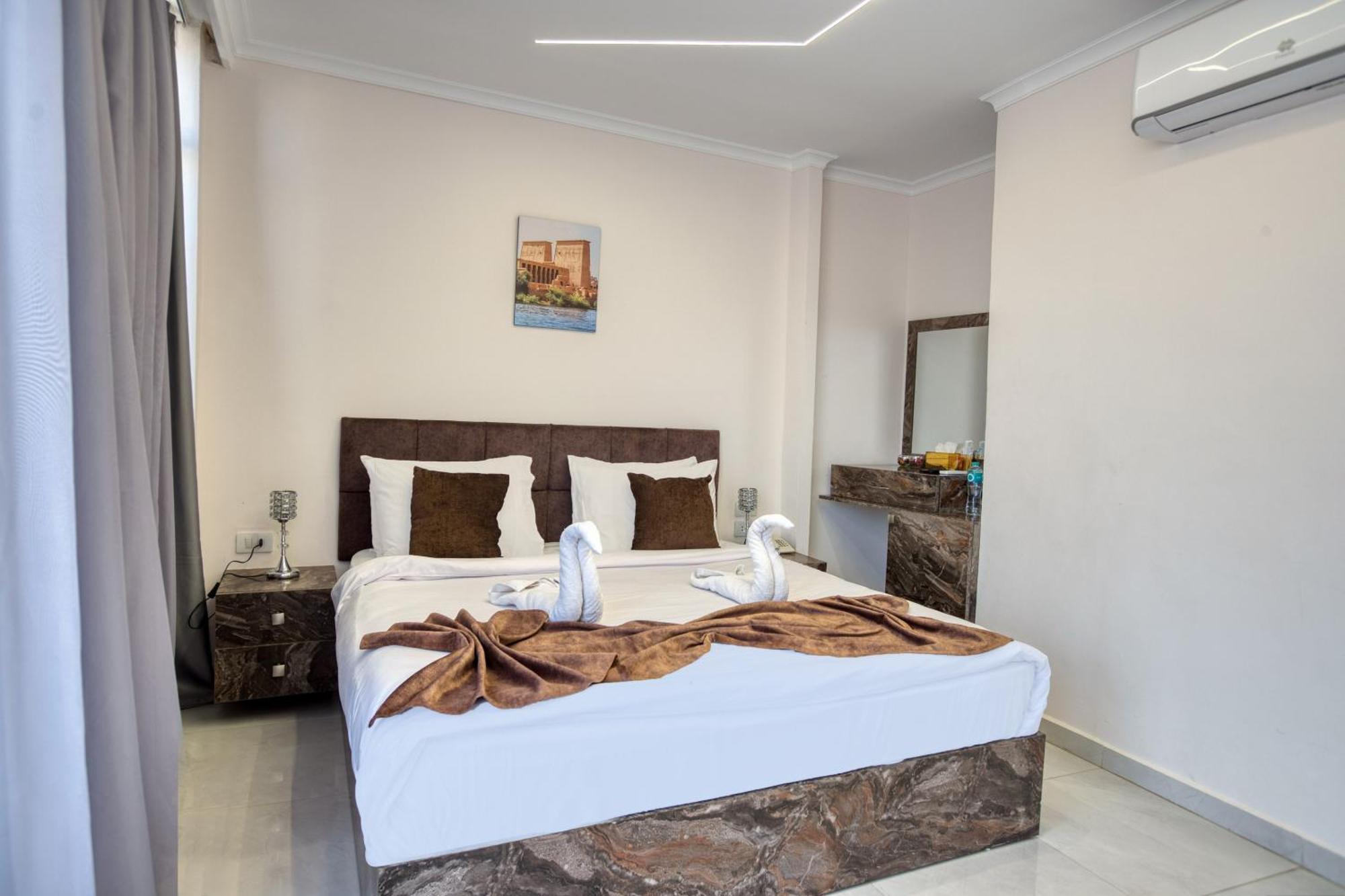 Tree Lounge Pyramids View Inn , Sphinx Giza Kafret el-Gabal 外观 照片