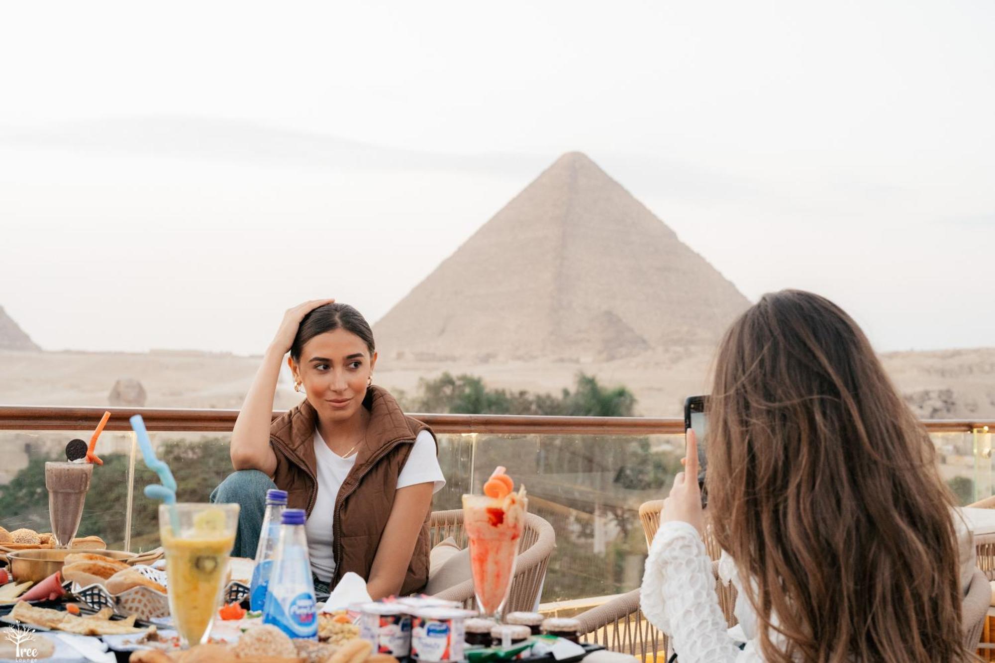 Tree Lounge Pyramids View Inn , Sphinx Giza Kafret el-Gabal 外观 照片